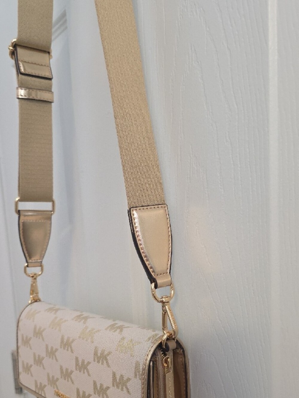 Michael Kors Beige Cream MK Logo Crossbody Bag - Picture 4 of 9